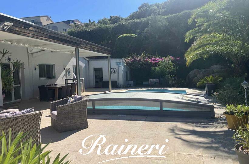 Agence Raineri - AGOSTA 8 PERSONNES