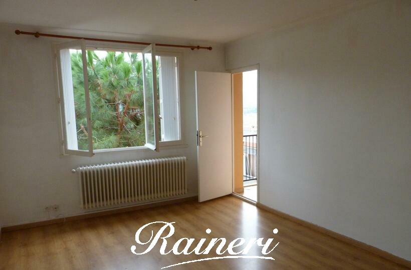 Agence Raineri - F3  Les Jardins de l'Empereur, Immeuble  Louis
