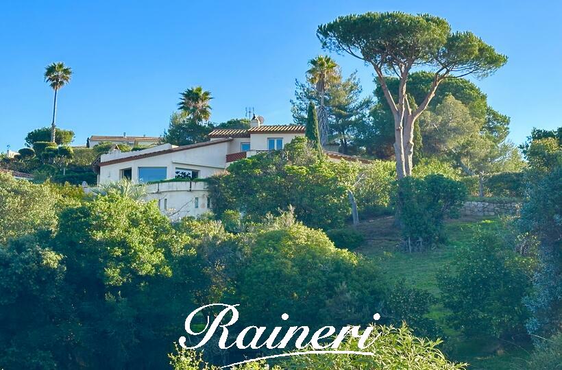 Agence Raineri - PORTIGLIOLO / Exclusivité