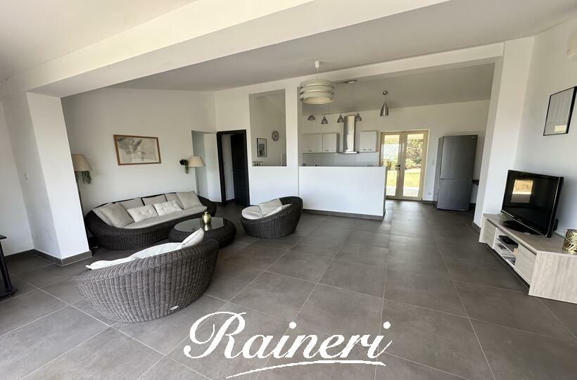 Agence Raineri - PORTIGLIOLO / Exclusivité