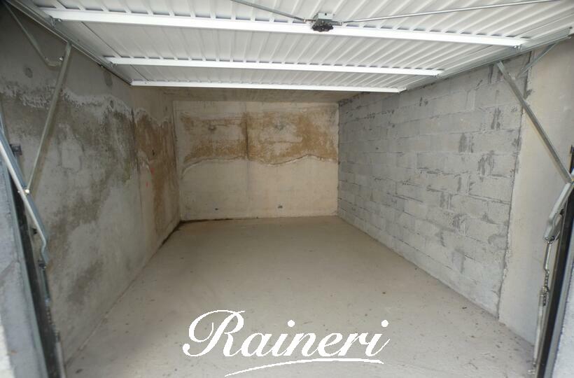Agence Raineri - GARAGE DE 15 M2 DOMAINE DU FRASSO A PORTICCIO