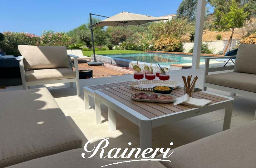 Agence Raineri - AGOSTA 8 Personnes