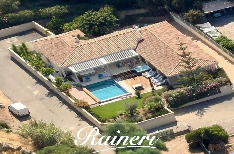 Agence Raineri - AGOSTA 8 Personnes