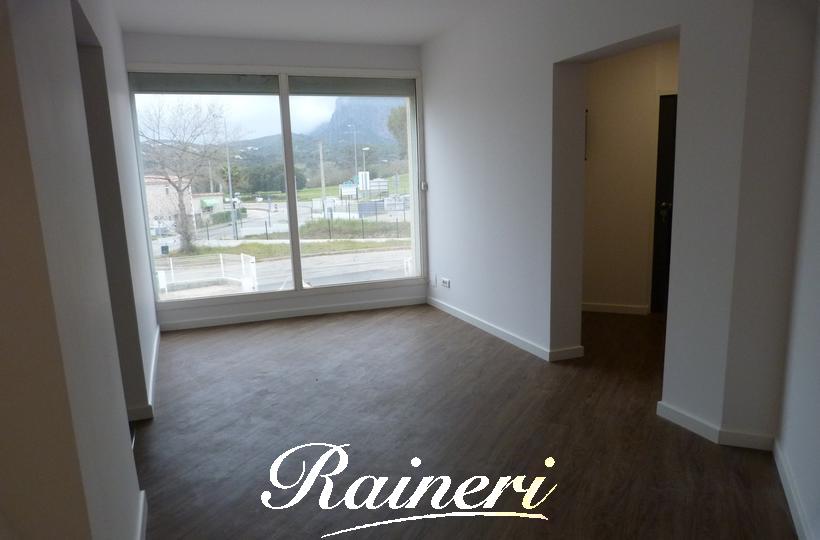 Agence Raineri - Local professionnel 