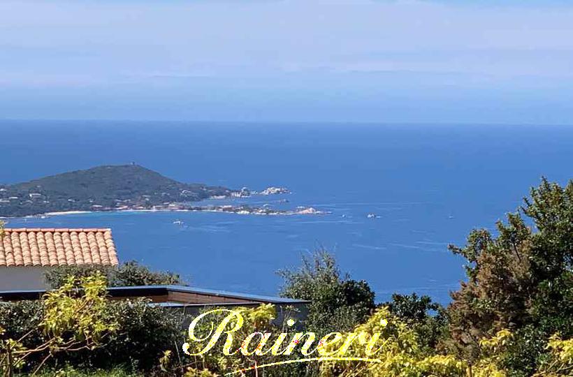 Agence Raineri - AGOSTA 8 Personnes