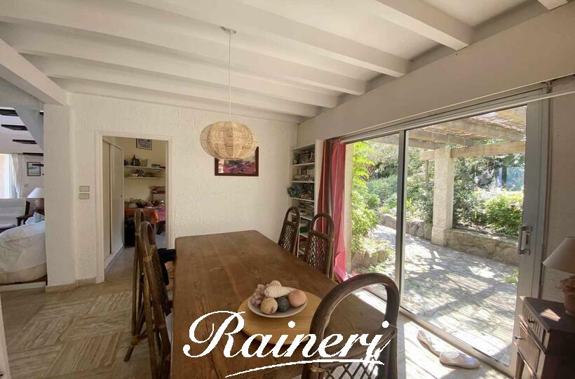 Agence Raineri - CASTAGNA 8 Personnes