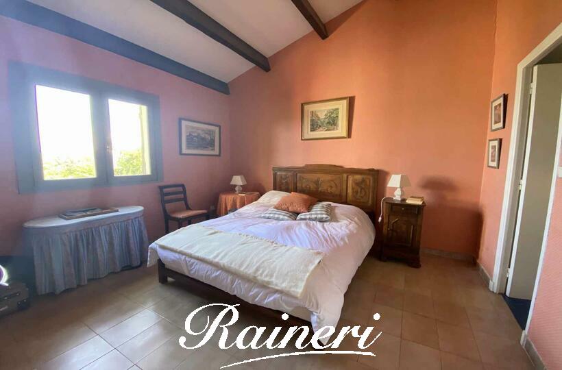 Agence Raineri - CASTAGNA 8 Personnes