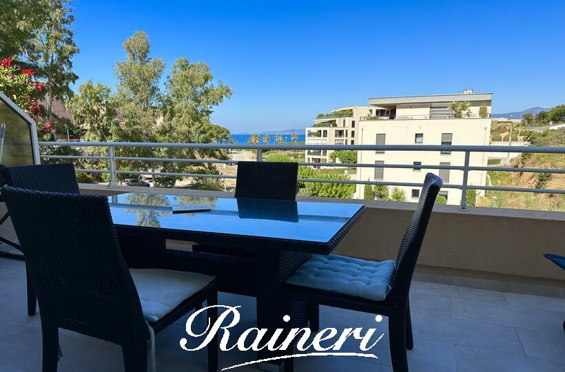 Agence Raineri - T2  / AGOSTA  PLAGE - Exclusivité