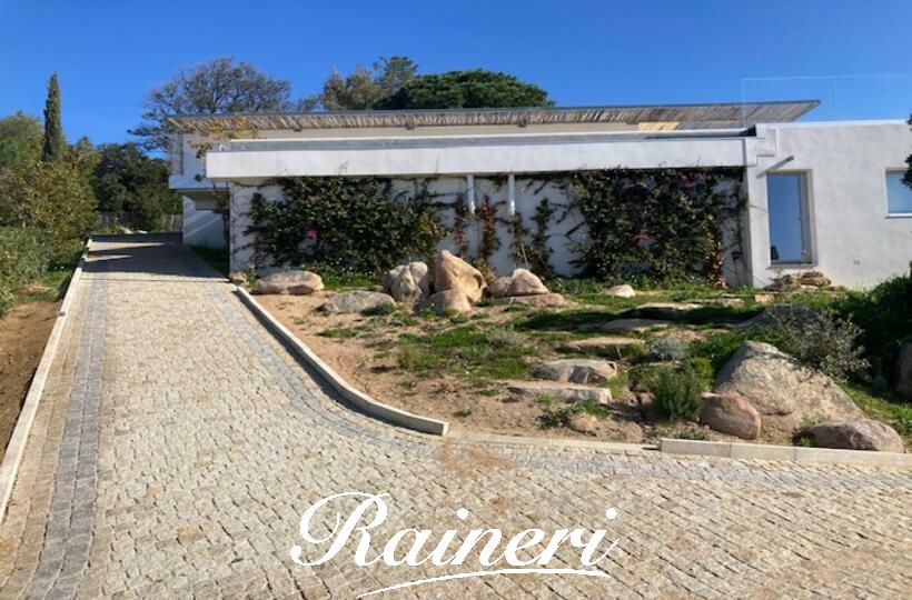Agence Raineri - AGOSTA 8 Personnes