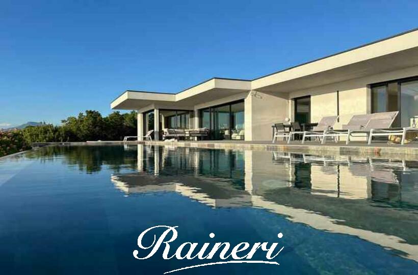 Agence Raineri - AGOSTA / 6 OU 8 Personnes