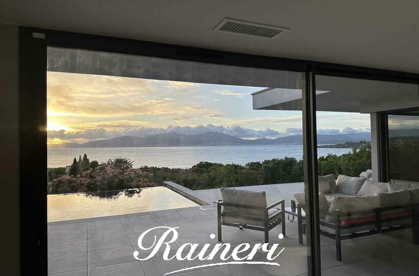 Agence Raineri - AGOSTA / 6 OU 8 Personnes