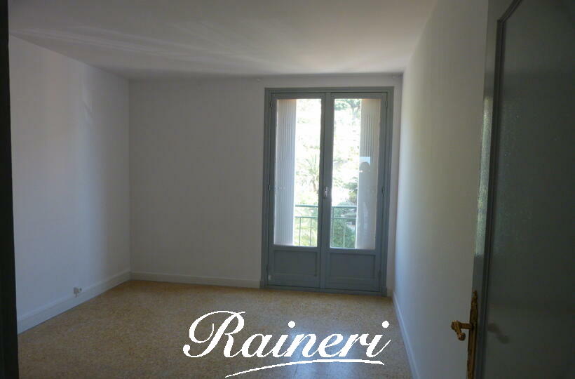 Agence Raineri - F3 4 EME ETAGE 4, rue de Rivoli AJACCIO