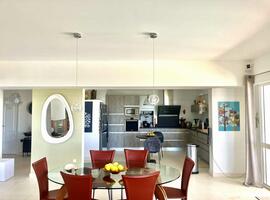 Agence Raineri - AGOSTA 8 PERSONNES